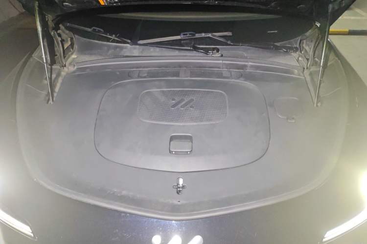 Used IM LS7 2023 100kWh Lux Rear-Drive Version Engine Bay