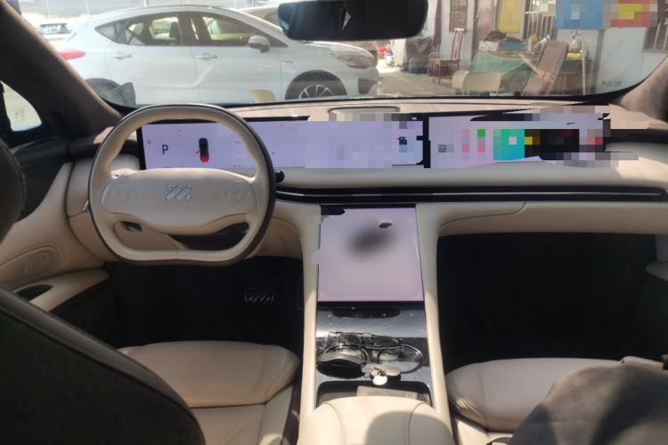 Used IM LS7  Center Console