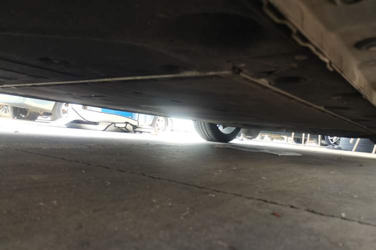 Used IM LS7  Chassis Rear Right