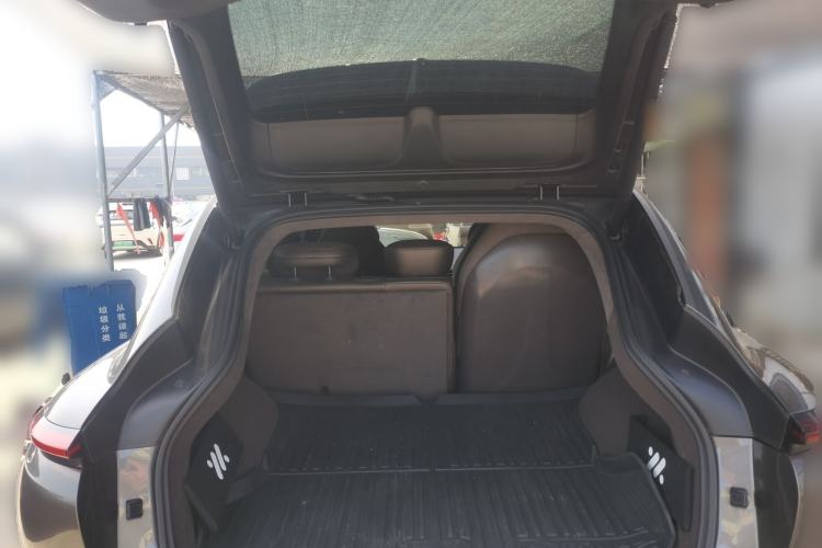 Used IM LS7  Trunk
