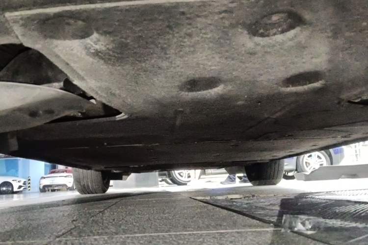 Used IM LS7 2023 90 kWh Elite Rear-Drive Version Chassis Rear