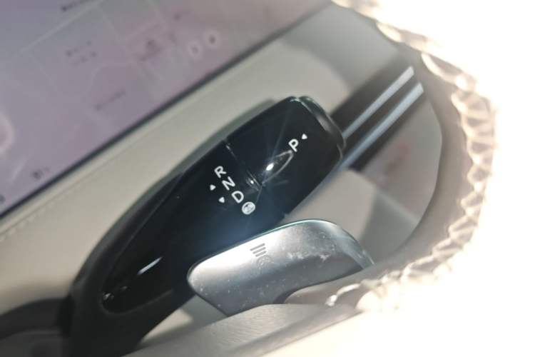 Used IM LS7 2023 90 kWh Elite Rear-Drive Version Gear Lever