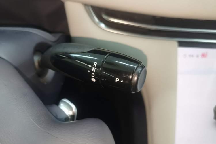 Used IM LS7 2023 90 kWh Elite Rear-Drive Version Gear Lever