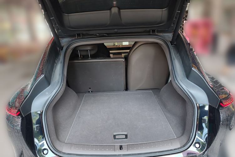 Used IM LS7 2023 90 kWh Elite Rear-Drive Version Trunk