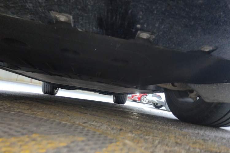 Used IM LS7 2023 90 kWh Elite Rear-Drive Version Chassis Front
