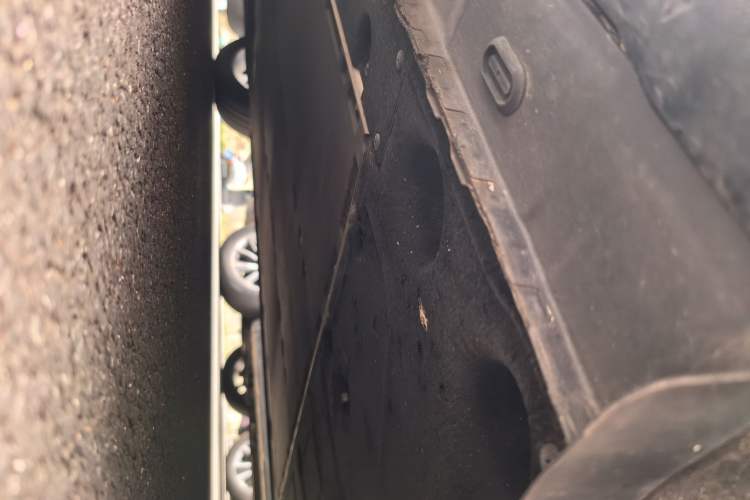 Used IM LS7 2023 100kWh Pro All-Wheel-Drive Version Chassis Rear Left