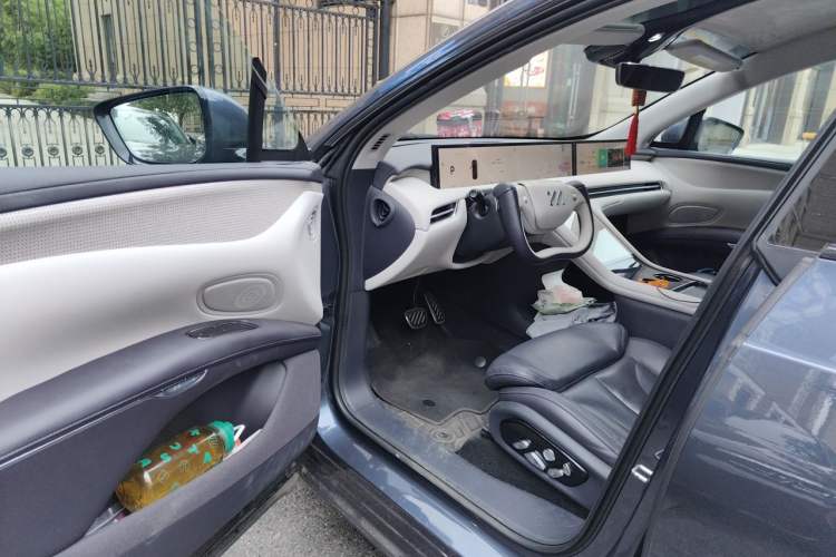Used IM LS7 2023 90 kWh Elite Rear-Drive Version Driver Seat