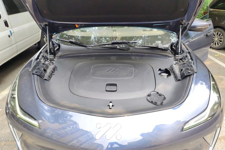 Used IM LS7 2023 100kWh Lux Rear-Drive Version Engine Bay