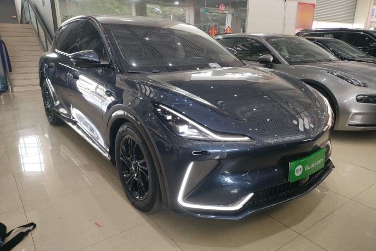 Used IM LS7 2023 100kWh Lux Rear-Drive Version Exterior 2