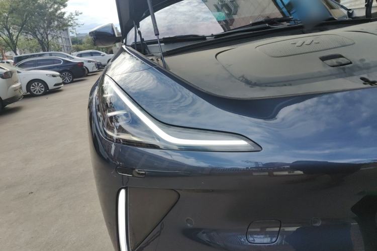 Used IM LS7 2023 100kWh Lux Rear-Drive Version Exterior 6