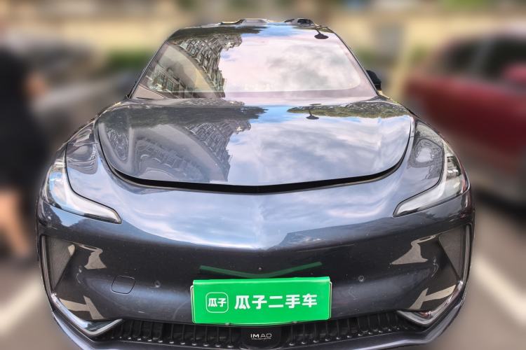 Used IM LS7 2023 100kWh Pro All-Wheel-Drive Version Front