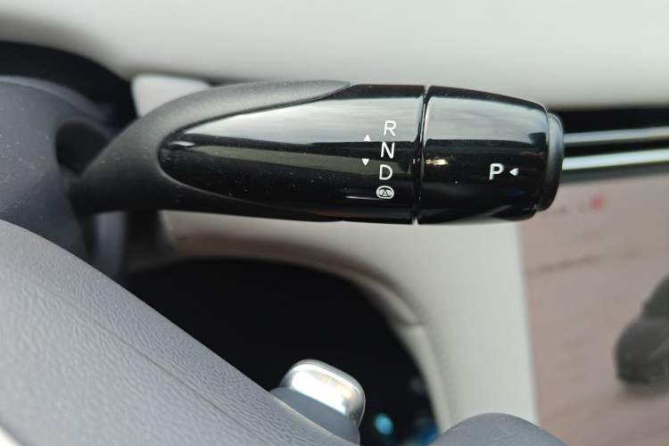 Used IM LS7 2023 90 kWh Elite Rear-Drive Version Gear Lever