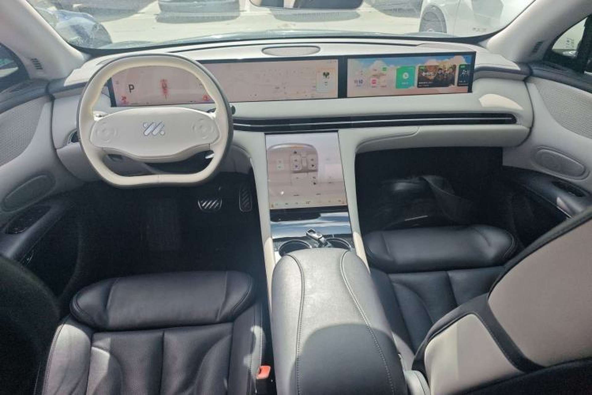 Used IM LS7 2023 90 kWh Elite Rear-Drive Version Interior 2