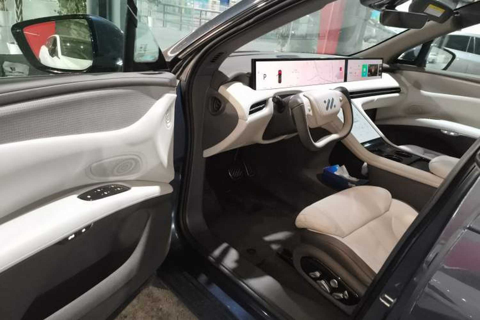 Used IM LS7 2023 90 kWh Elite Rear-Drive Version Interior 3