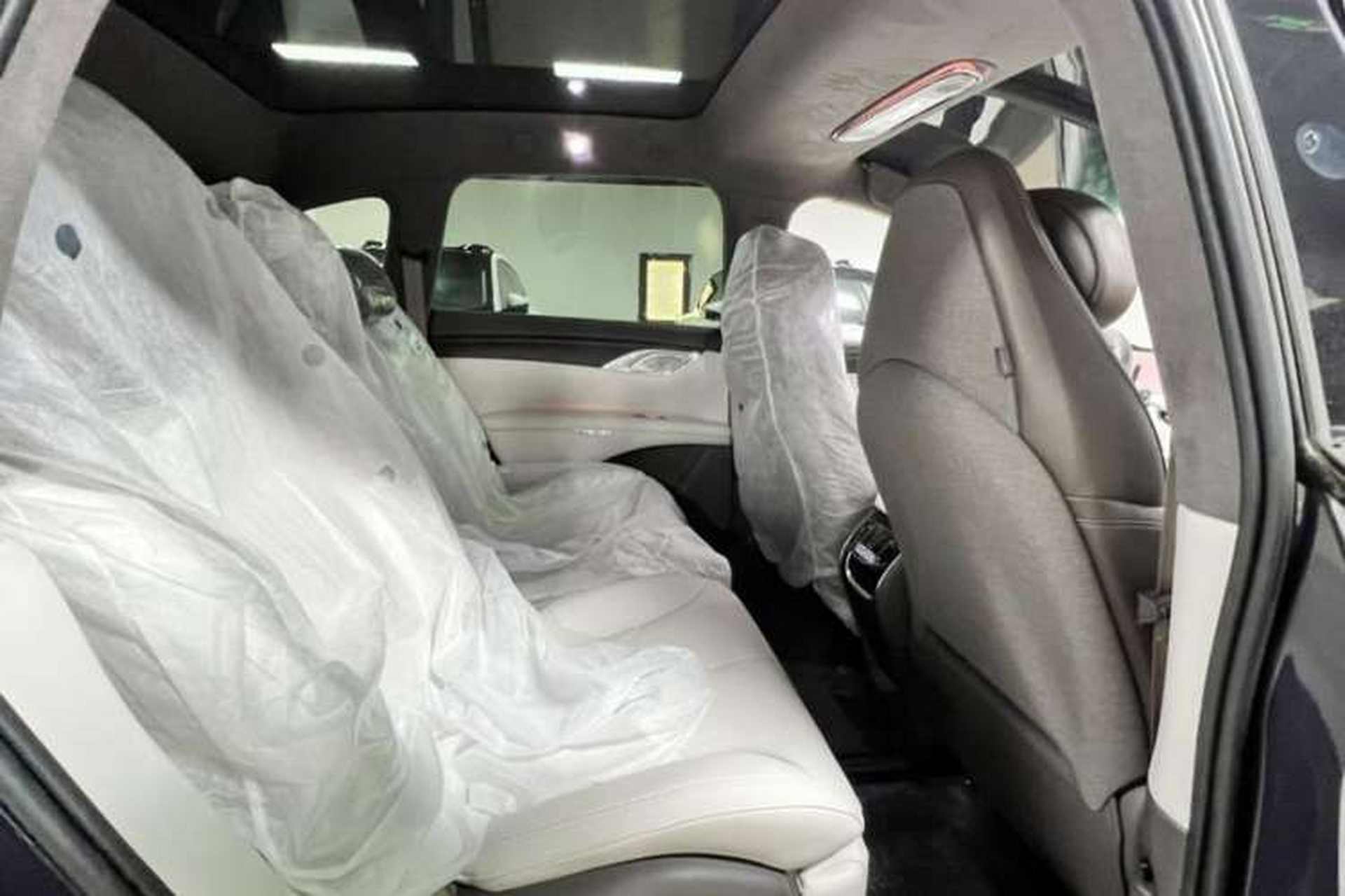 Used IM LS7 2023 100kWh Lux All-Wheel-Drive Version Interior 4