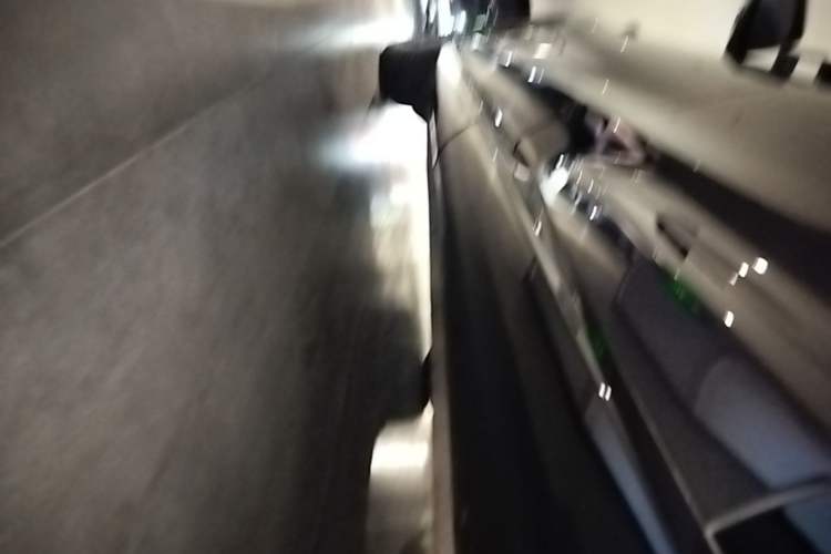 Used IM LS7 2023 100kWh Lux Rear-Drive Version Left Side Sill