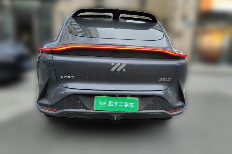 Used IM LS7 2023 90 kWh Elite Rear-Drive Version Rear