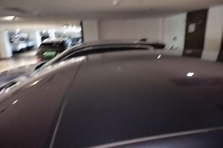 Used IM LS7 2023 100kWh Lux Rear-Drive Version Roof