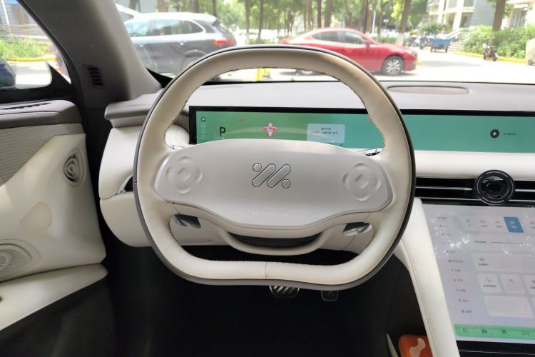 Used IM LS7 2023 100kWh Lux Rear-Drive Version Steering Wheel