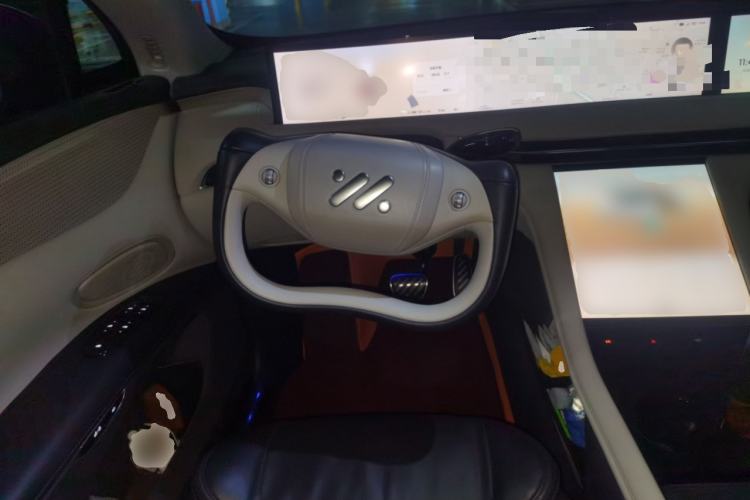 Used IM LS7 2023 90 kWh Elite Rear-Drive Version Steering Wheel