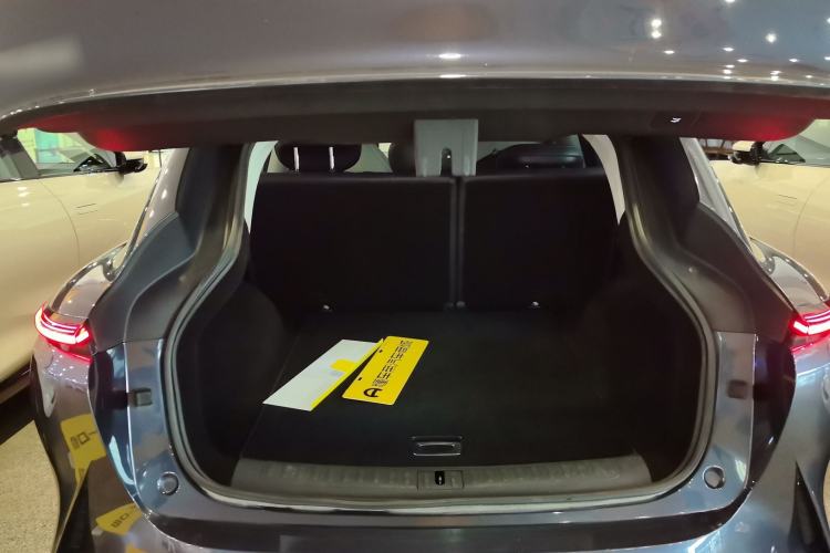 Used IM LS7 2023 77 kWh Urban Fit Rear-Wheel Drive Trunk