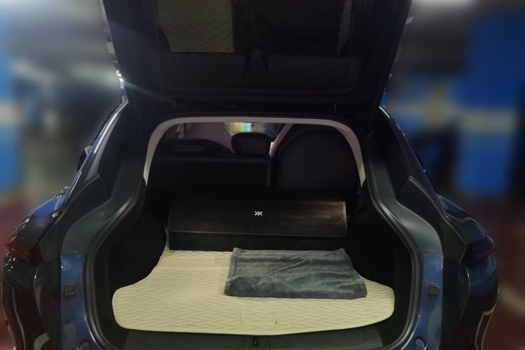 Used IM LS7 2023 90 kWh Elite Rear-Drive Version Trunk