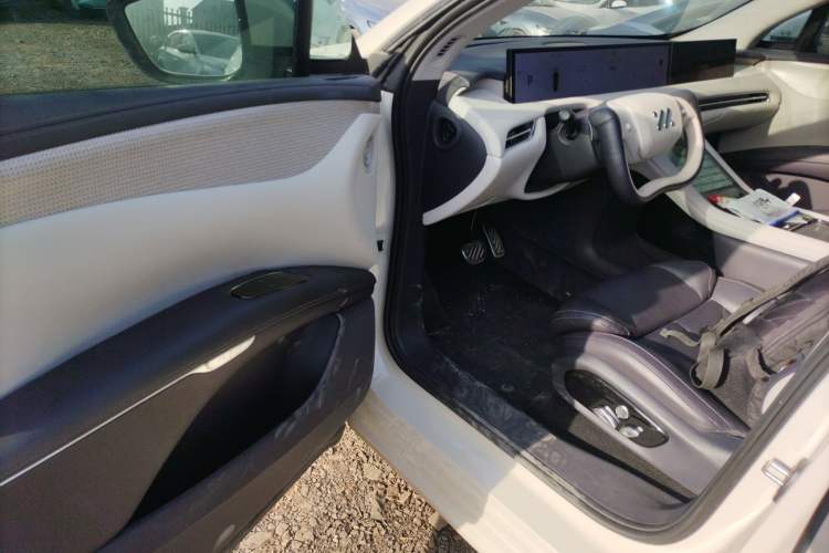Used IM LS7 2023 77 kWh Urban Fit Rear-Wheel Drive Driver Seat