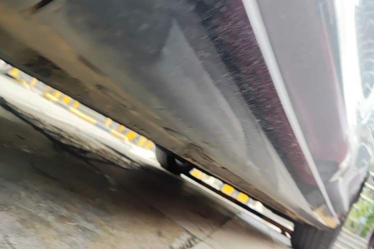 Used IM LS7 2023 90 kWh Elite Rear-Drive Version Chassis Front Left
