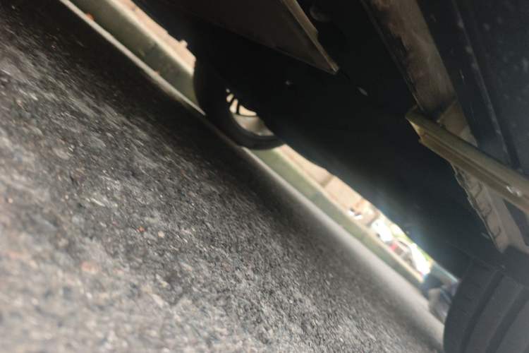Used IM LS7 2023 100kWh Lux All-Wheel-Drive Version Chassis Rear Left