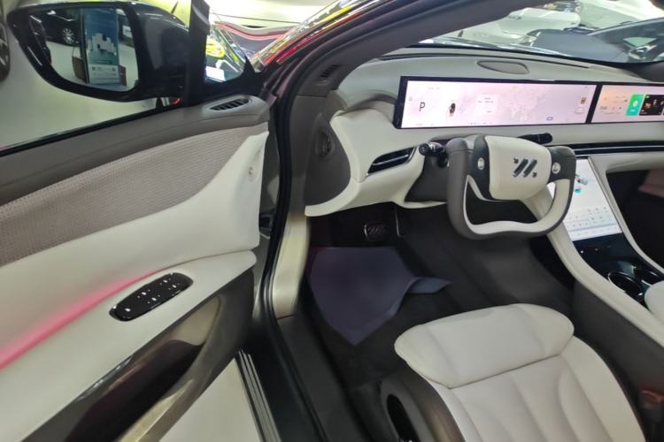 Used IM LS7 2023 77 kWh Urban Fit Rear-Wheel Drive Driver Seat