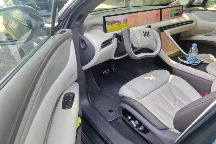 Used IM LS7 2023 100kWh Lux Rear-Drive Version Driver Seat