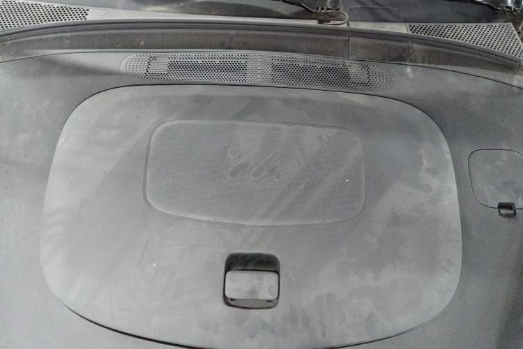 Used IM LS7 2023 100kWh Pro All-Wheel-Drive Version Engine Bay