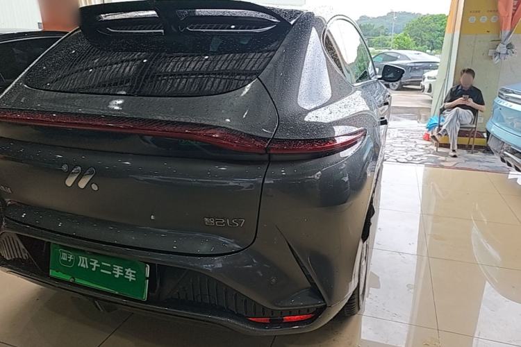 Used IM LS7 2023 90 kWh Elite Rear-Drive Version Exterior 3