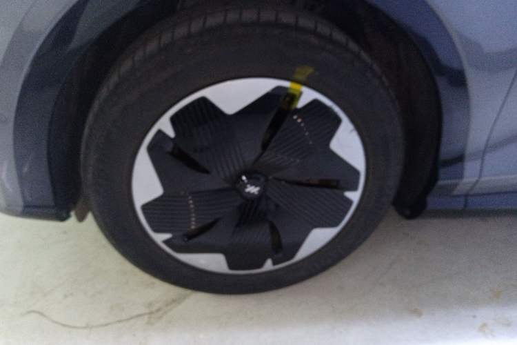 Used IM LS7 2023 77 kWh Urban Fit Rear-Wheel Drive Exterior 4