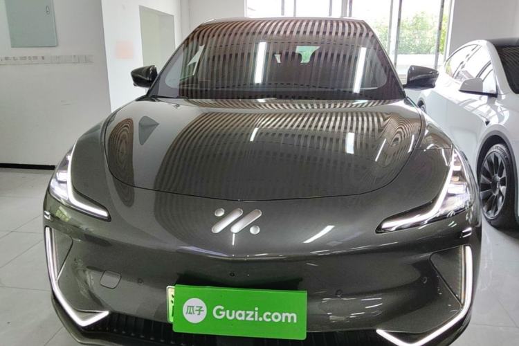 Used IM LS7 2023 90 kWh Elite Rear-Drive Version Front