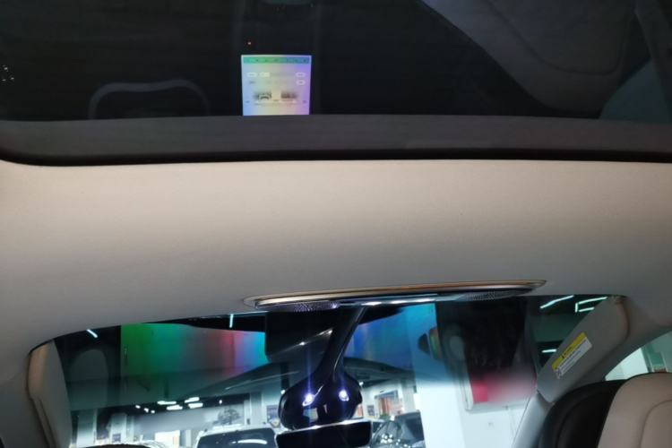 Used IM LS7 2023 90 kWh Elite Rear-Drive Version Headliner