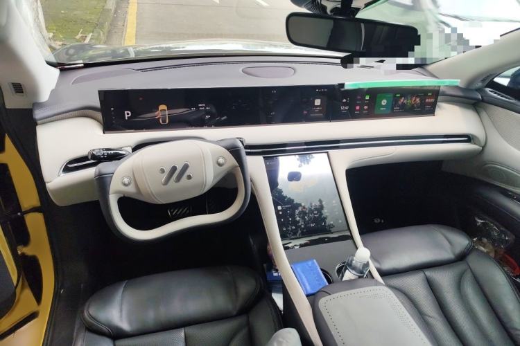 Used IM LS7 2023 90 kWh Elite Rear-Drive Version Interior 2