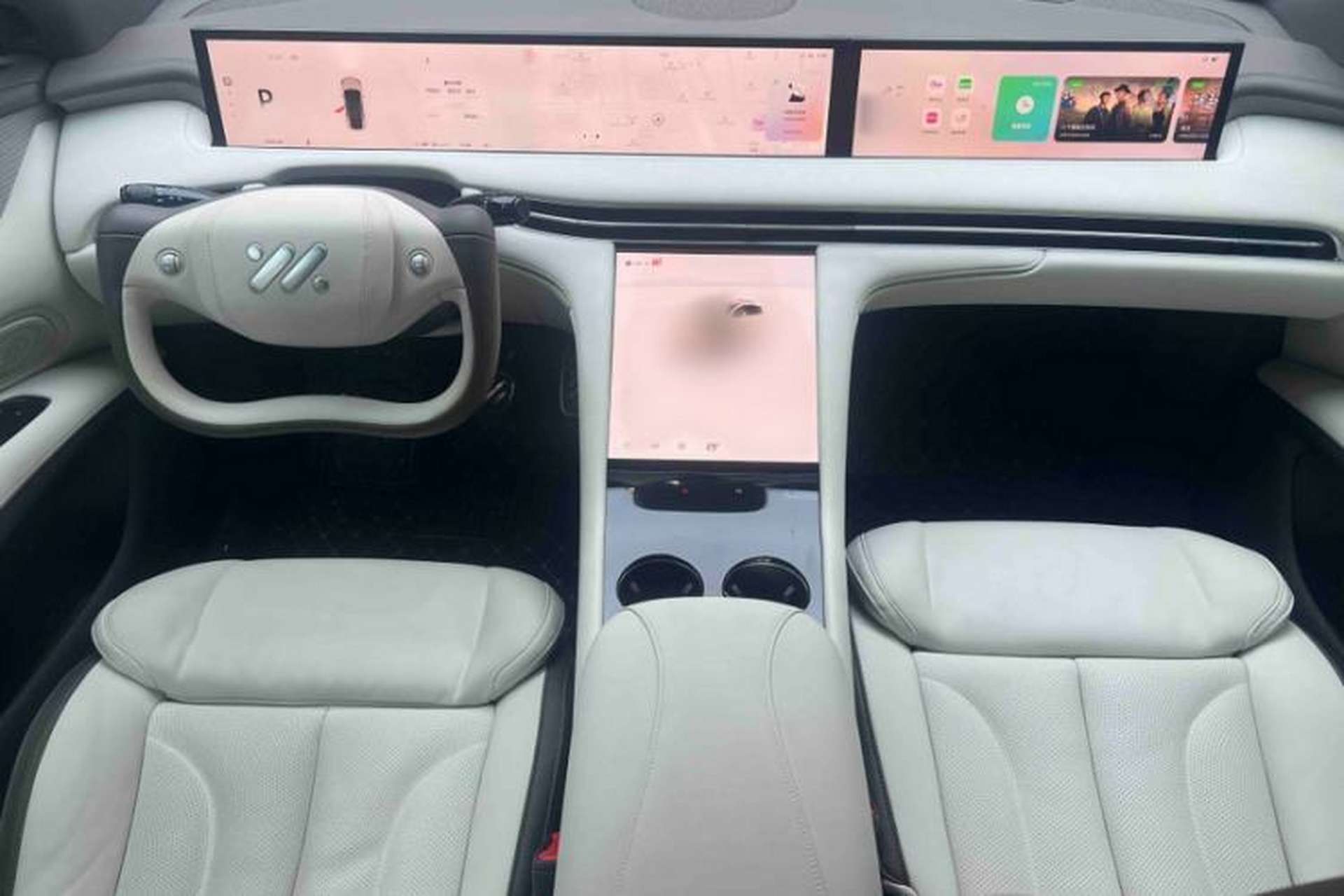 Used IM LS7 2023 90 kWh Elite All-Wheel-Drive Version Interior 9