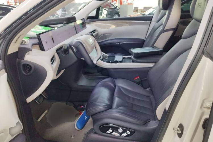 Used IM LS7 2023 90 kWh Elite Rear-Drive Version Left Front Seat