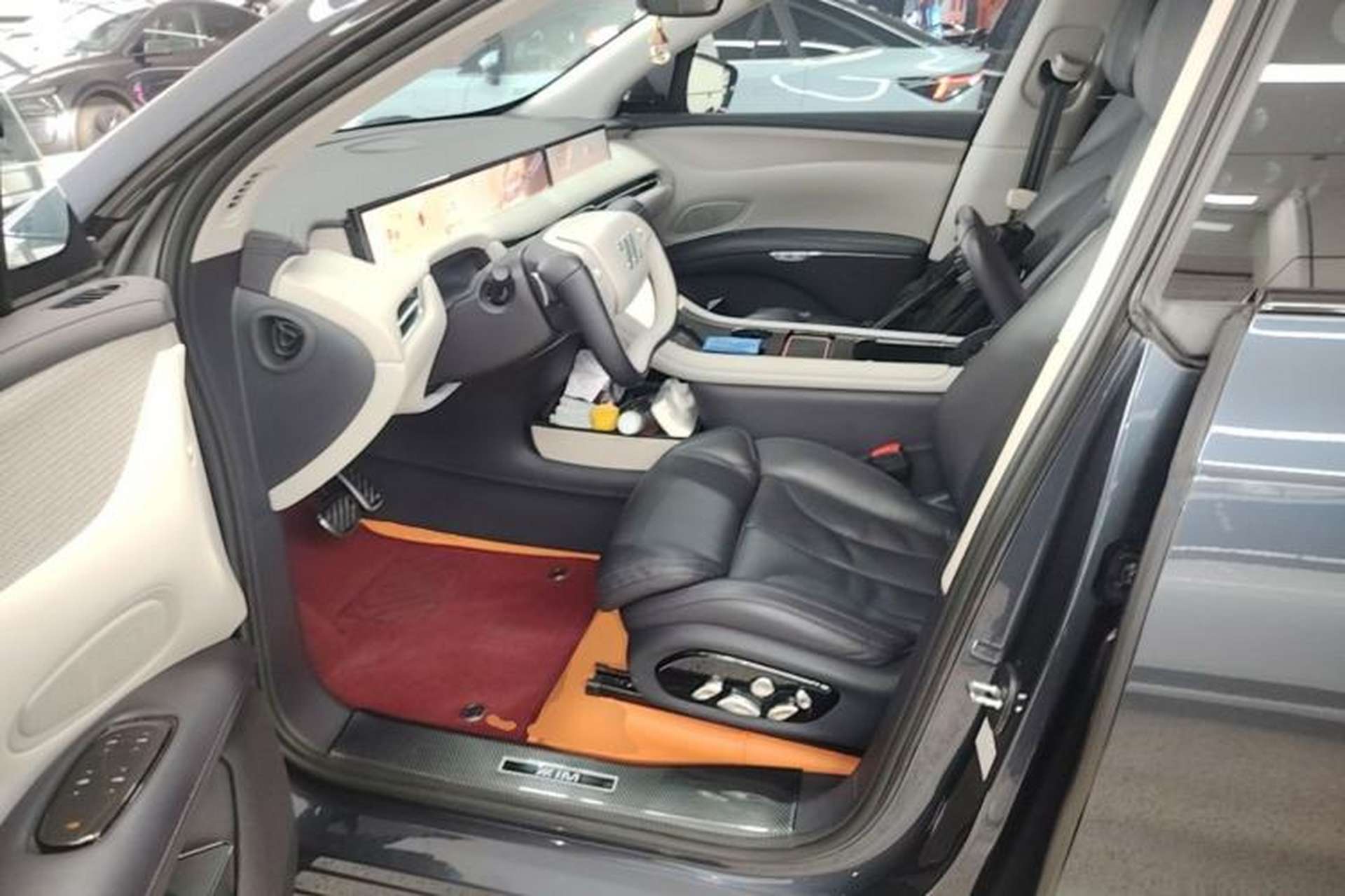 Used IM LS7 2023 90 kWh Elite Rear-Drive Version Left Front Seat