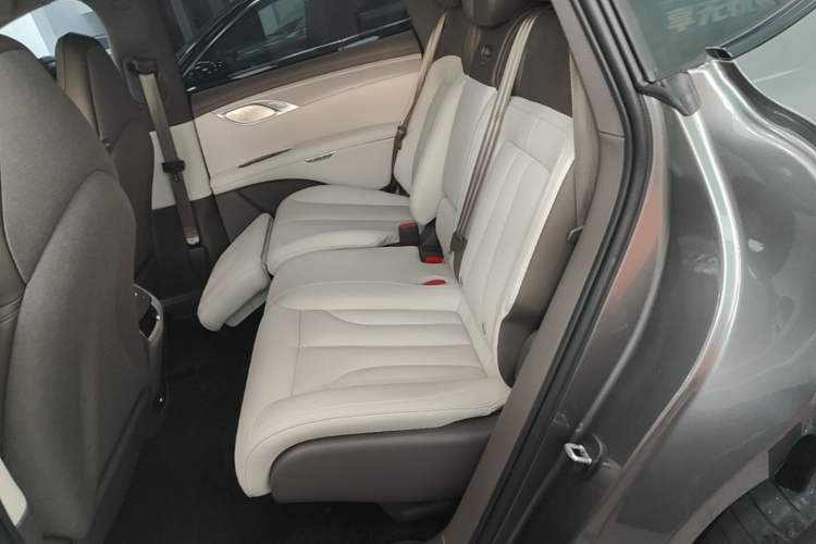 Used IM LS7 2023 90 kWh Elite Rear-Drive Version Left Rear Seat