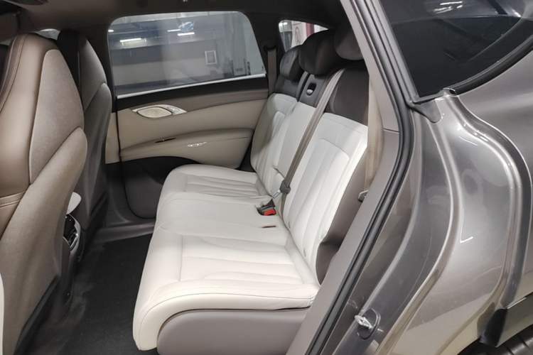 Used IM LS7 2023 77 kWh Urban Fit Rear-Wheel Drive Left Rear Seat