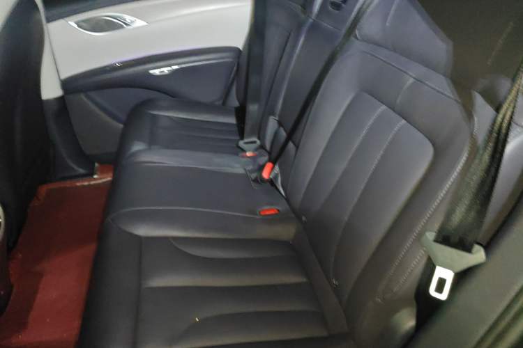 Used IM LS7 2023 77 kWh Urban Fit Rear-Wheel Drive Left Rear Seat