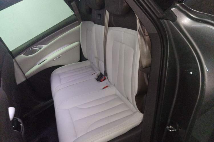 Used IM LS7 2023 77 kWh Urban Fit Rear-Wheel Drive Left Rear Seat