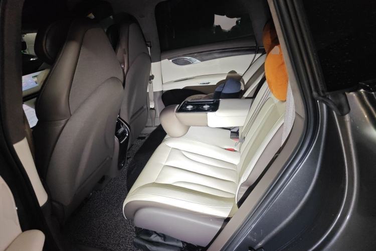 Used IM LS7 2023 100kWh Lux Rear-Drive Version Left Rear Seat