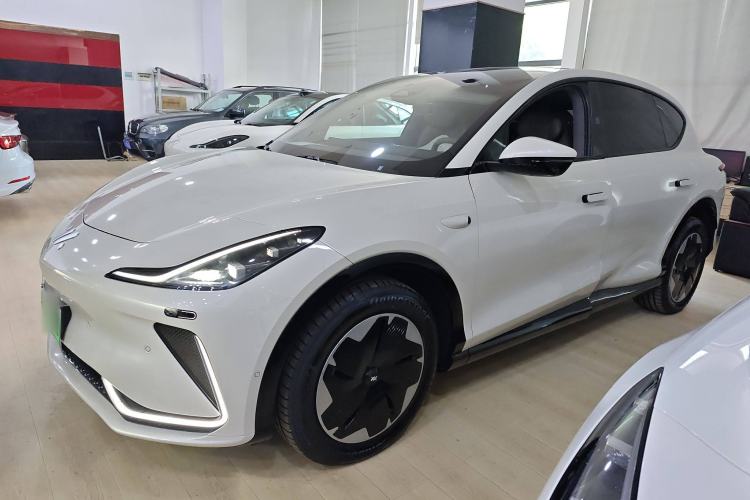 Used IM LS7 2023 90 kWh Elite All-Wheel-Drive Version Left Side