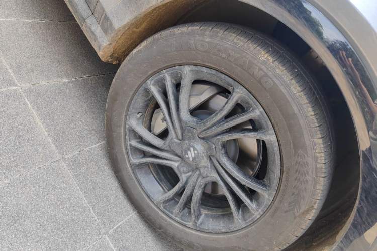 Used IM LS7 2023 100kWh Lux Rear-Drive Version Right Front Wheel Hub