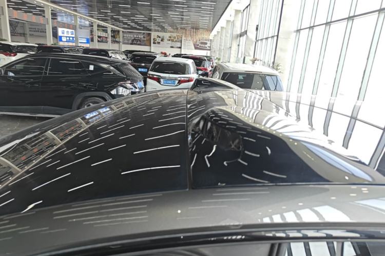 Used IM LS7 2023 100kWh Lux All-Wheel-Drive Version Roof