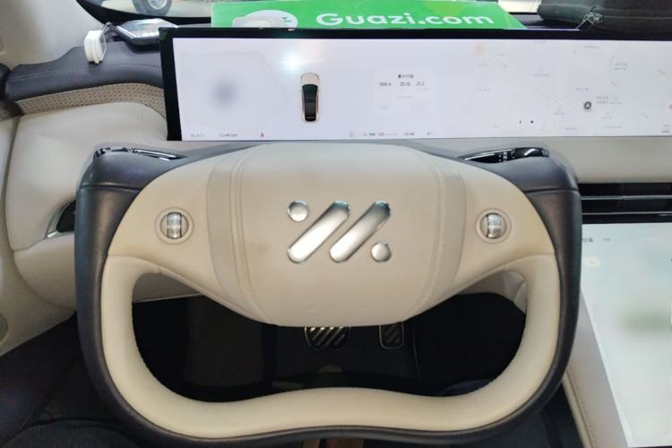 Used IM LS7 2023 90 kWh Elite Rear-Drive Version Steering Wheel