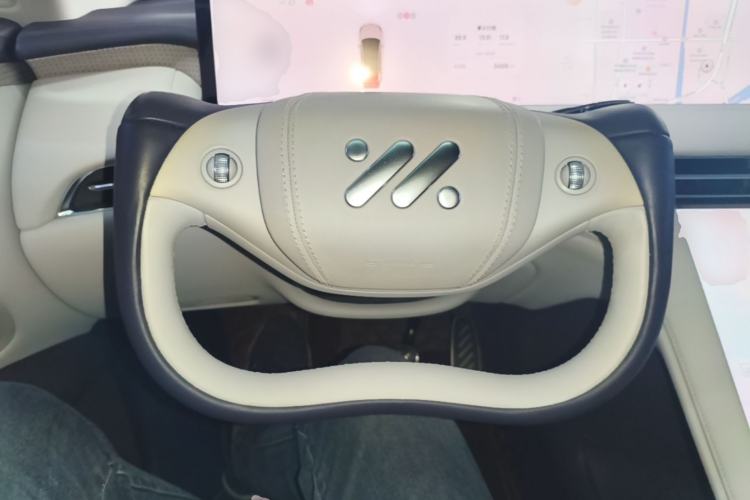 Used IM LS7 2023 90 kWh Elite Rear-Drive Version Steering Wheel